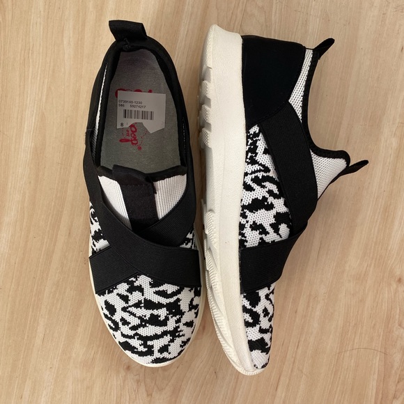 Ladies Jellypop slip on sneakers size 8 NWT - Picture 3 of 4